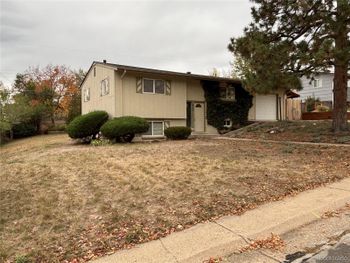835 S Queen Way, Lakewood, CO 80226