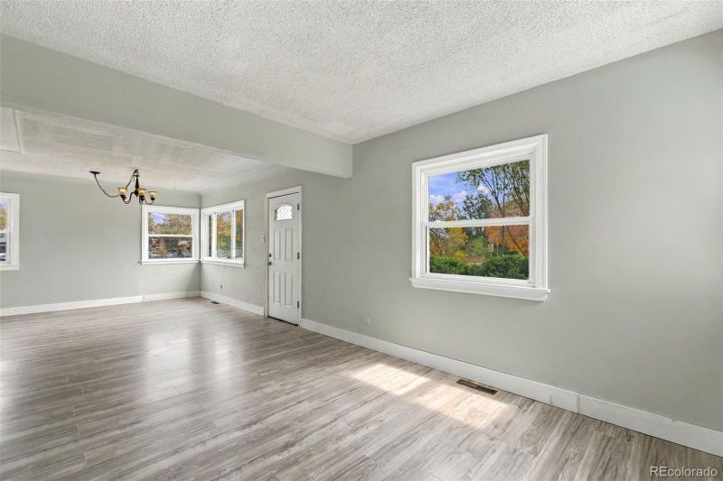 75 Vrain St, Denver, CO 80219