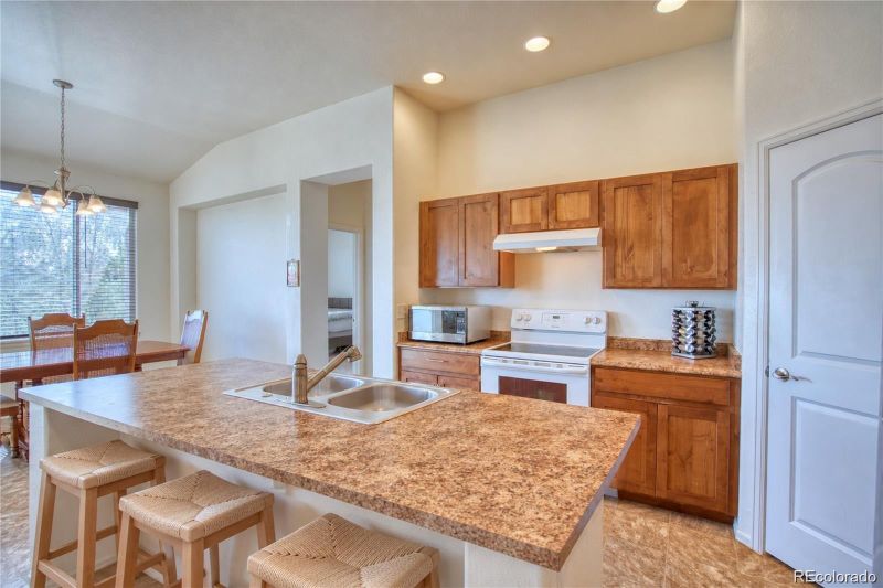3308 Auklet Dr, Berthoud, CO 80513