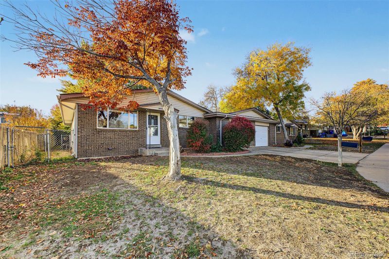 2643 S Everett St, Lakewood, CO 80227