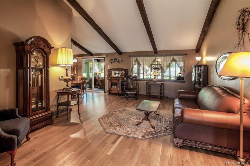 847 Briarwood Ct, Longmont, CO 80501