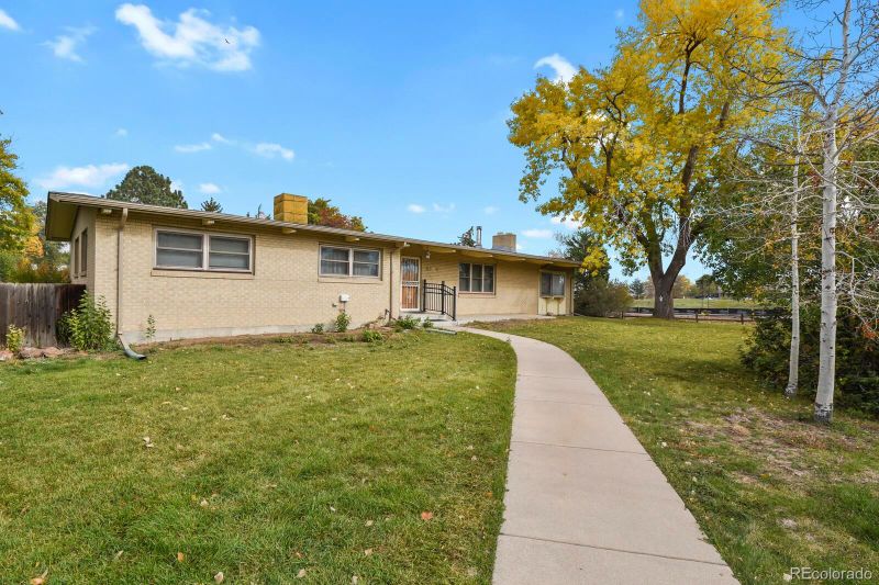 8705 W 35th Ave, Wheat Ridge, CO 80033