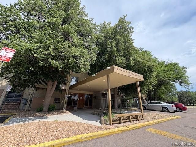1300 S Parker Rd #309, Denver, CO 80231