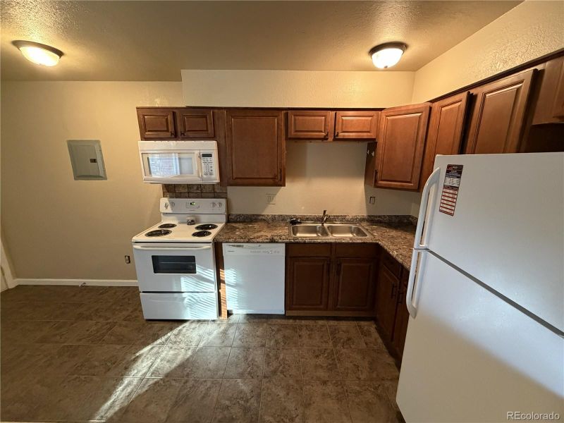 3014 Mallard Dr, Colorado Springs, CO 80910