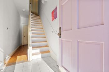 247 Chestnut St #2, Cambridge, MA 02139