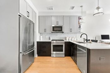 287 Maverick #403, Boston, MA 02128