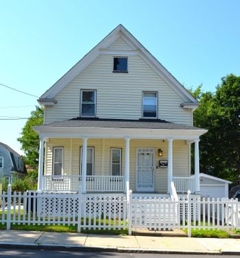 35 Ruskindale Rd, Boston, MA 02136