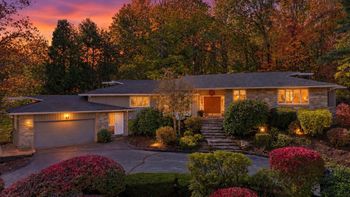 31 Hancock Hill Dr, Worcester, MA 01609
