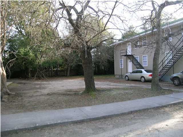 1915 Carlton St, North Charleston, SC 29405