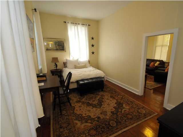 15 Pitt St, Charleston, SC 29401