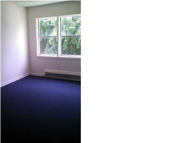 30 Isabella St, Charleston, SC 29403