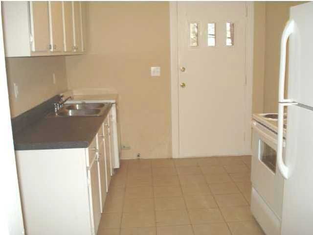 5481 Pennsylvania Ave, North Charleston, SC 29405