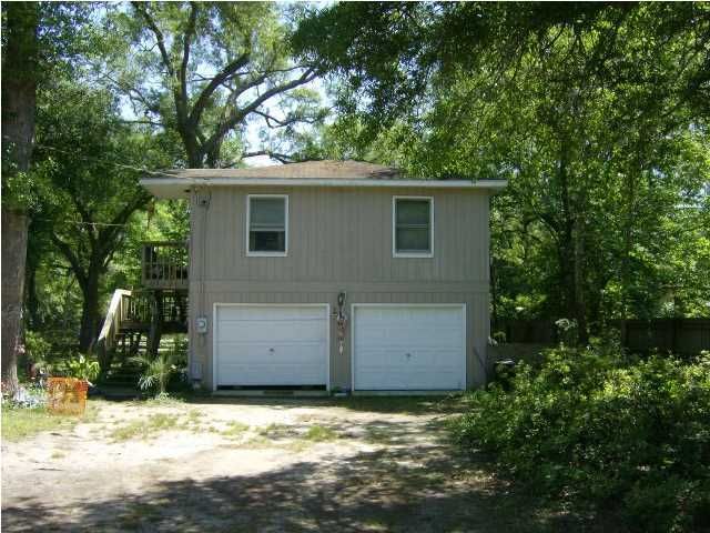 835 Godber St, James Island, SC 29412