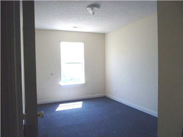 1805 English St, North Charleston, SC 29405