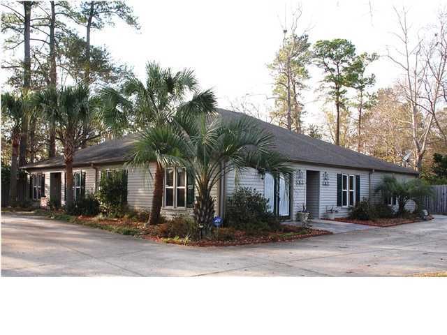 16 Sabina Ct, Hanahan, SC 29410