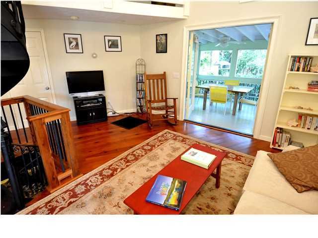 203 E Hudson Ave, Folly Beach, SC 29439