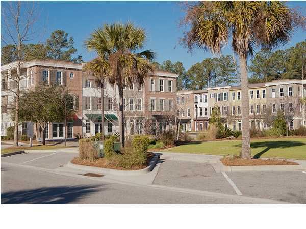 712 S Shelmore Blvd #204, Mount Pleasant, SC 29464