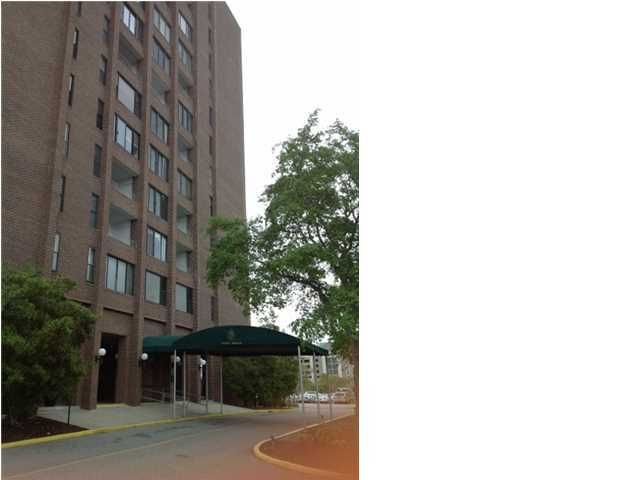 14 Lockwood Dr #6D, Charleston, SC 29401