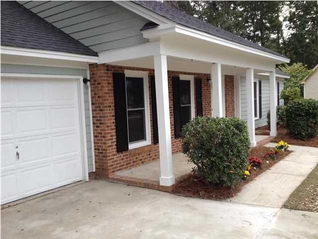 109 Kings Ct, Goose Creek, SC 29445
