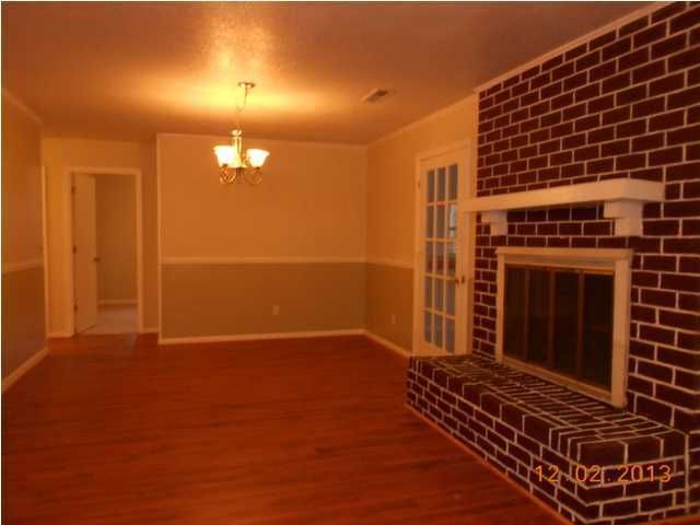 8306 Bordeaux Ct, North Charleston, SC 29406