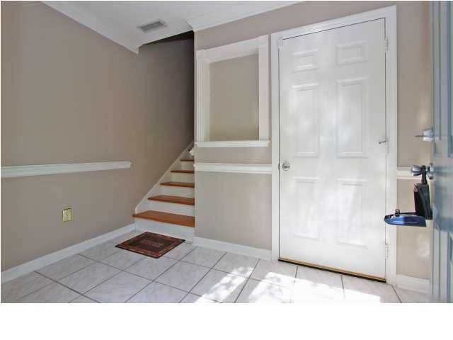 790 Lake Frances Dr #2, Charleston, SC 29412