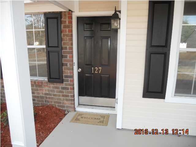 127 Coventry Rd, Summerville, SC 29483