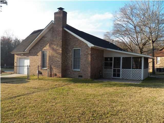 221 Beverly Dr, Ladson, SC 29456