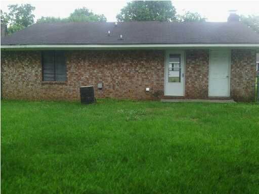 66 Tanbark Ct, Goose Creek, SC 29445
