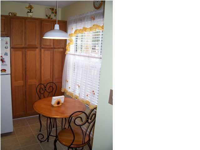 100 Stewart Pl, Summerville, SC 29485