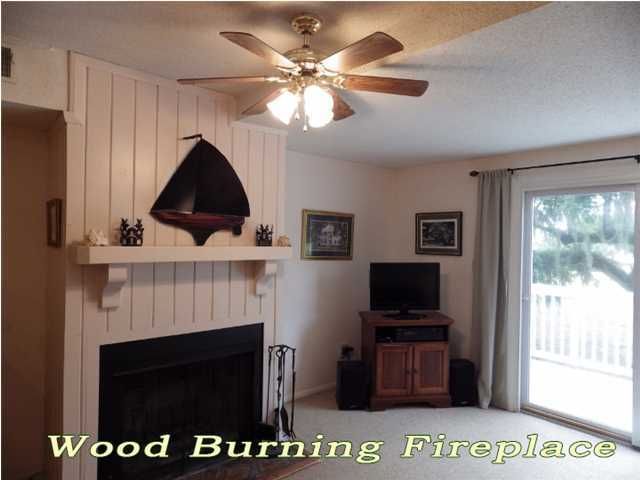 252 Driftwood Ln, Edisto Beach, SC 29438
