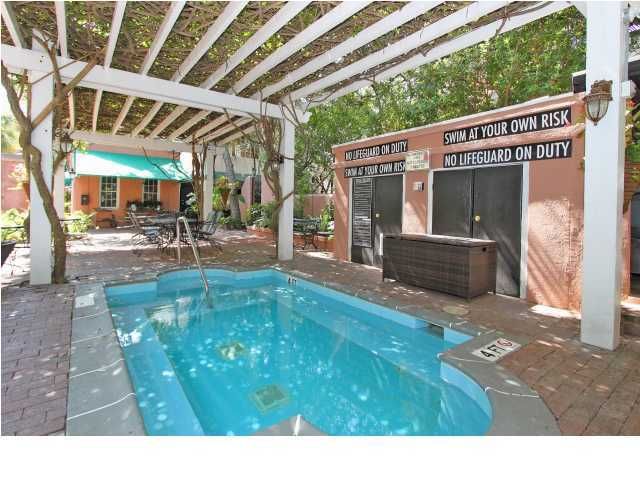 78 Queen St #17, Charleston, SC 29401