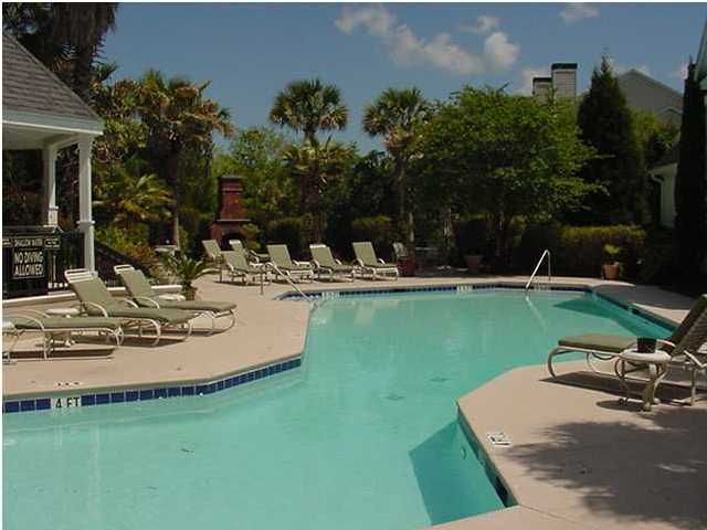 45 Sycamore Ave #111, Charleston, SC 29407