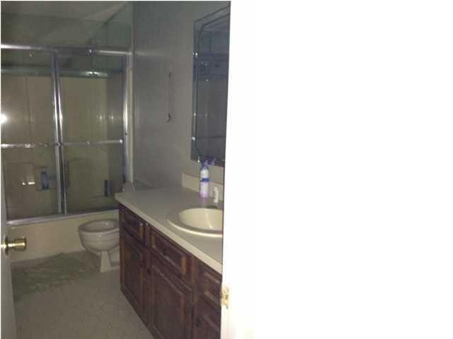 8702 Plantation Court Dr, North Charleston, SC 29406