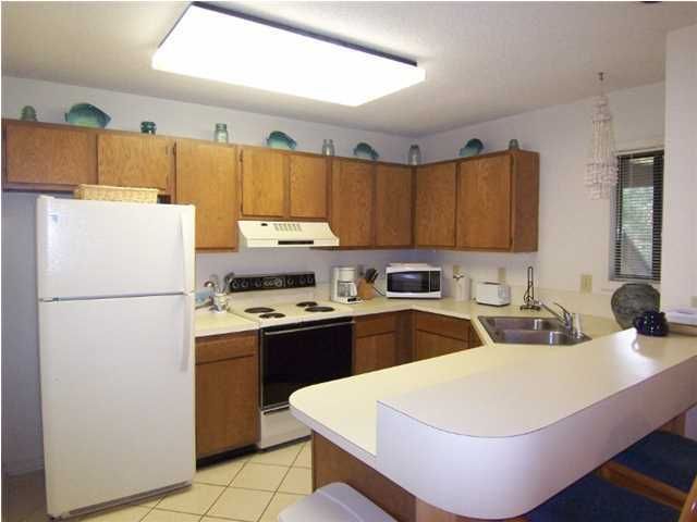 862 Club Cottage Dr, Edisto Beach, SC 29438