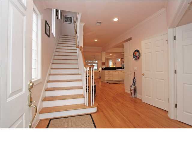 35 Yacht Harbor Ct, Isle Of Palms, SC 29451
