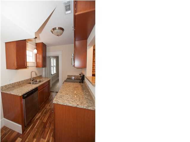 2 Middleton Ct, Charleston, SC 29403