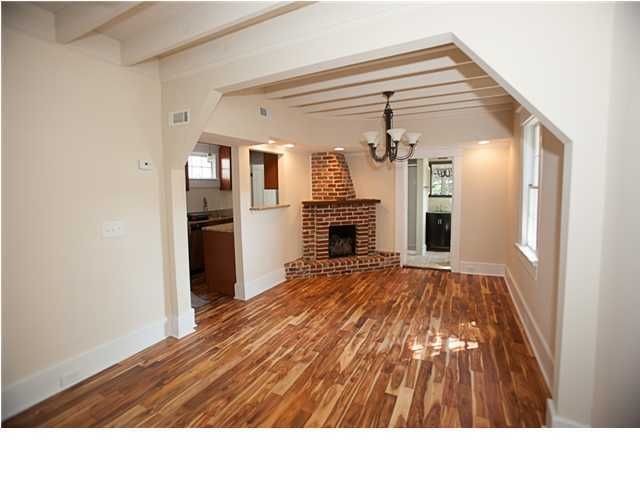 2 Middleton Ct, Charleston, SC 29403