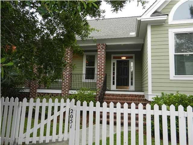 2051 Laurel Springs, Mount Pleasant, SC 29466
