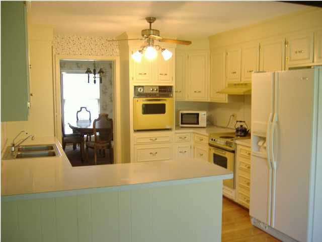 1296 S Barksdale Rd, Mount Pleasant, SC 29464