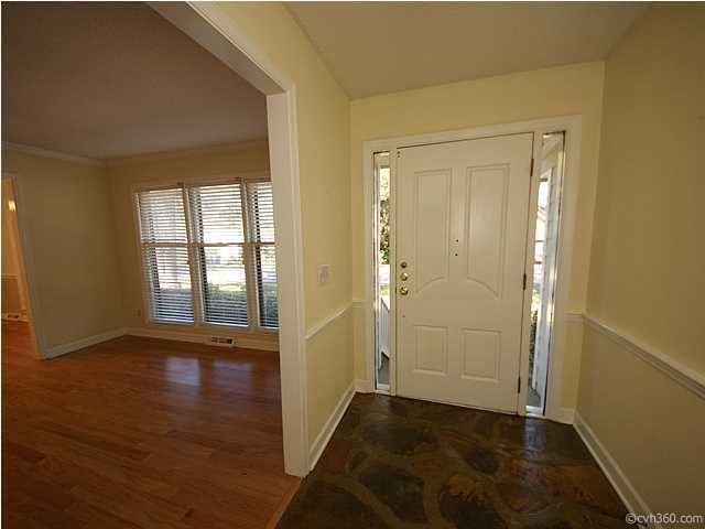 647 Edmonds Dr, Charleston, SC 29412