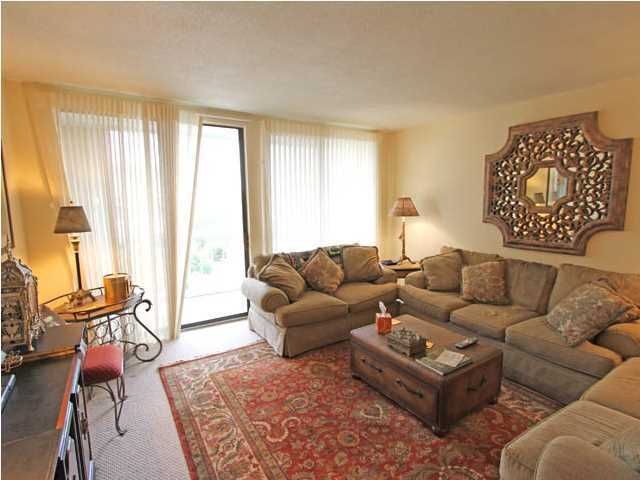 330 Concord St #3D, Charleston, SC 29401