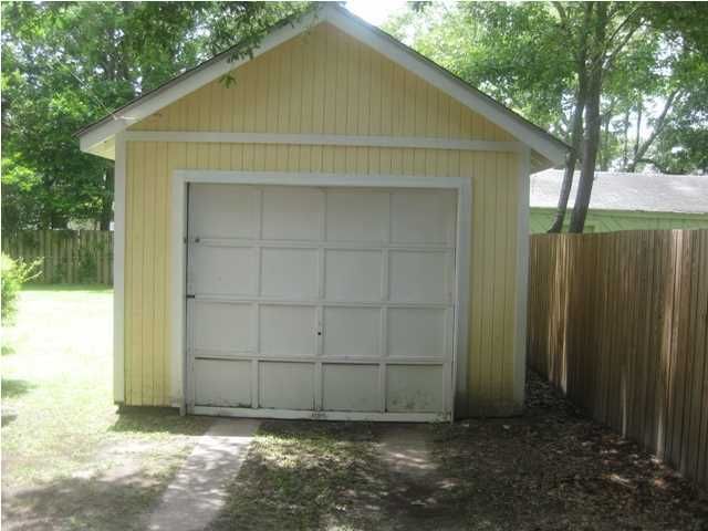 6 Penn Ave, Charleston, SC 29407