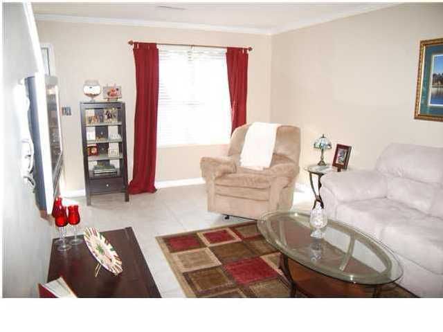 6256 Lucille Dr #14C, North Charleston, SC 29406