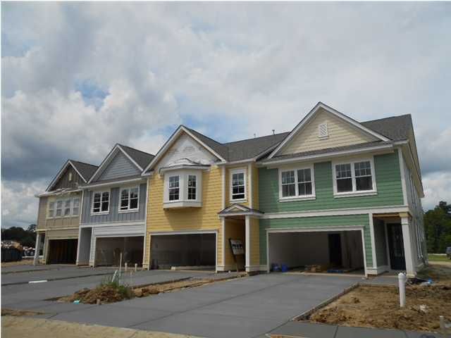 2037 Kings Gate Ln, Mount Pleasant, SC 29466