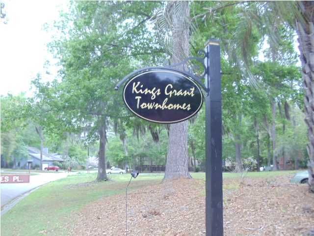 102 St James Pl, Summerville, SC 29485