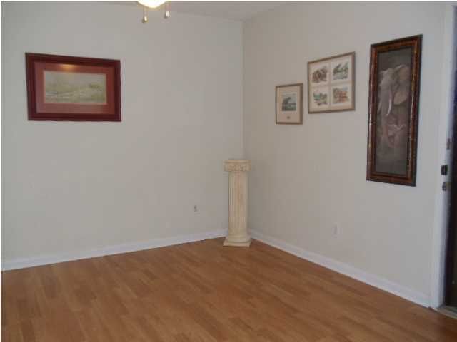 102 St James Pl, Summerville, SC 29485