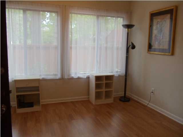 102 St James Pl, Summerville, SC 29485