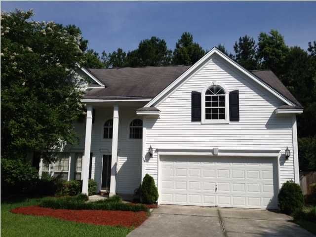 109 Stonehurst Dr, Goose Creek, SC 29445