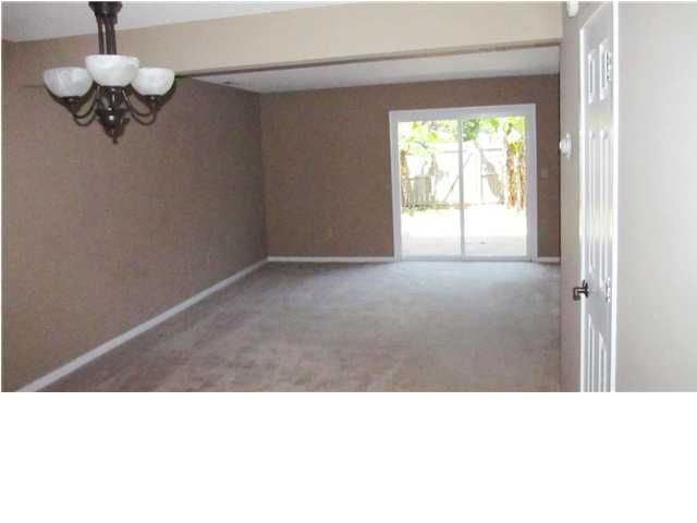 270 Stefan Dr #E, Charleston, SC 29412
