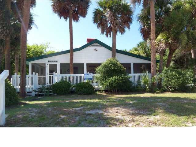 141 Palmetto Blvd, Edisto Beach, SC 29438